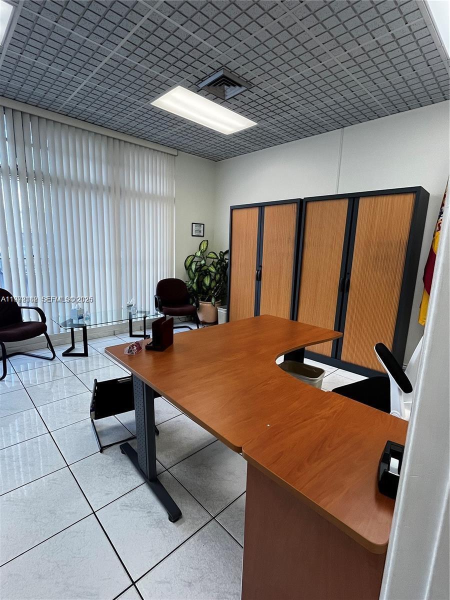 Ver detalles 112 / sq. ft. $ 2026-02-25 0 foto