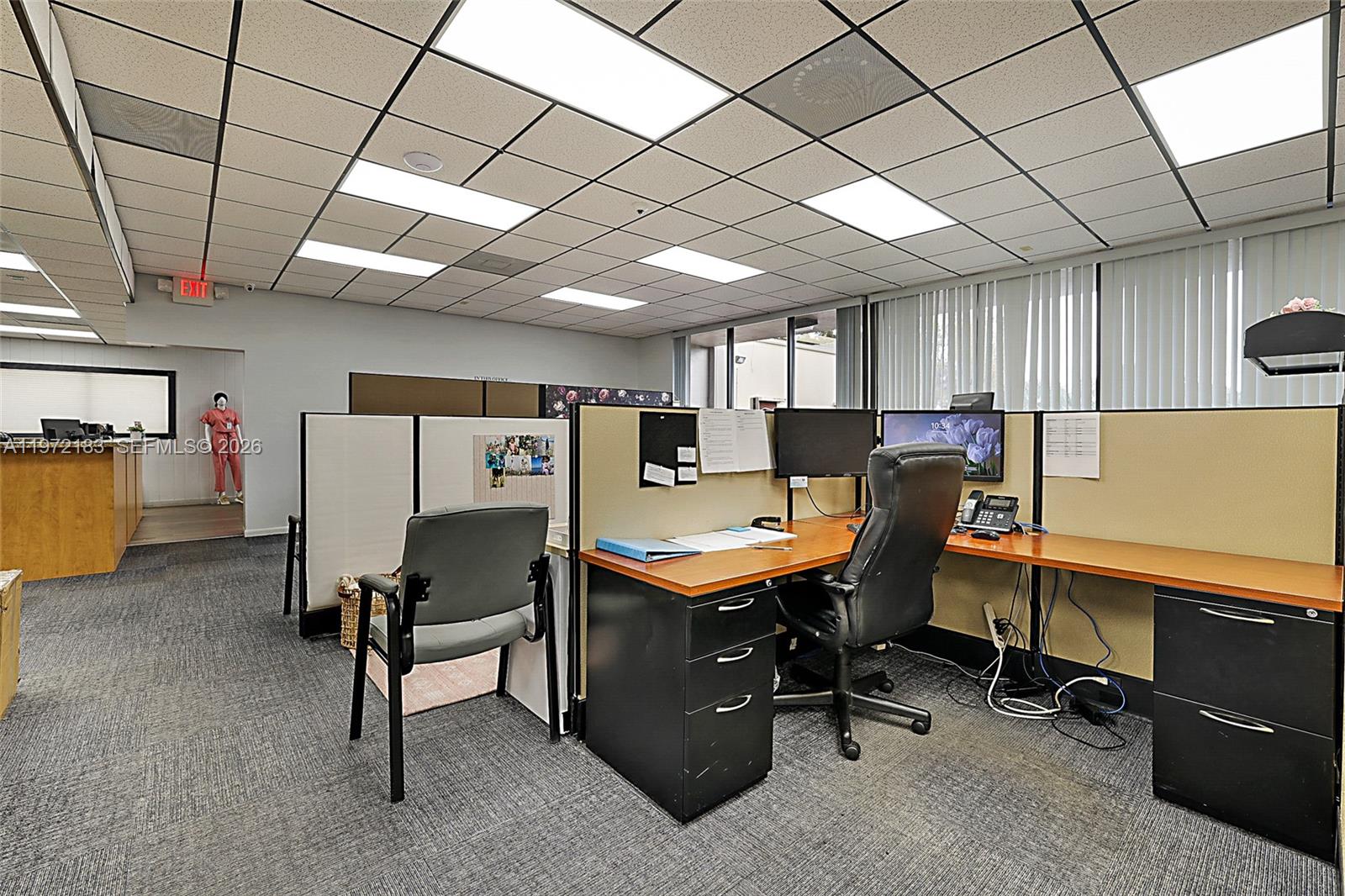   /   sq. ft. $ 2026-02-25 0 foto