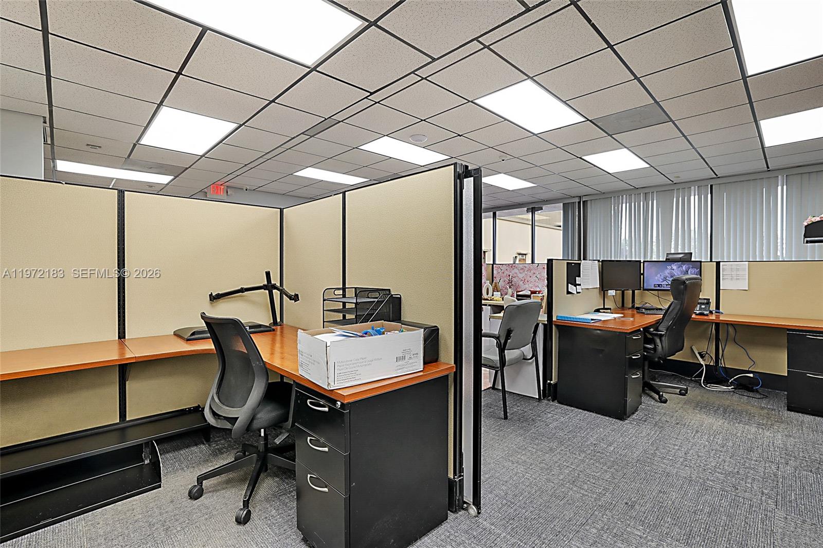   /   sq. ft. $ 2026-02-25 0 foto