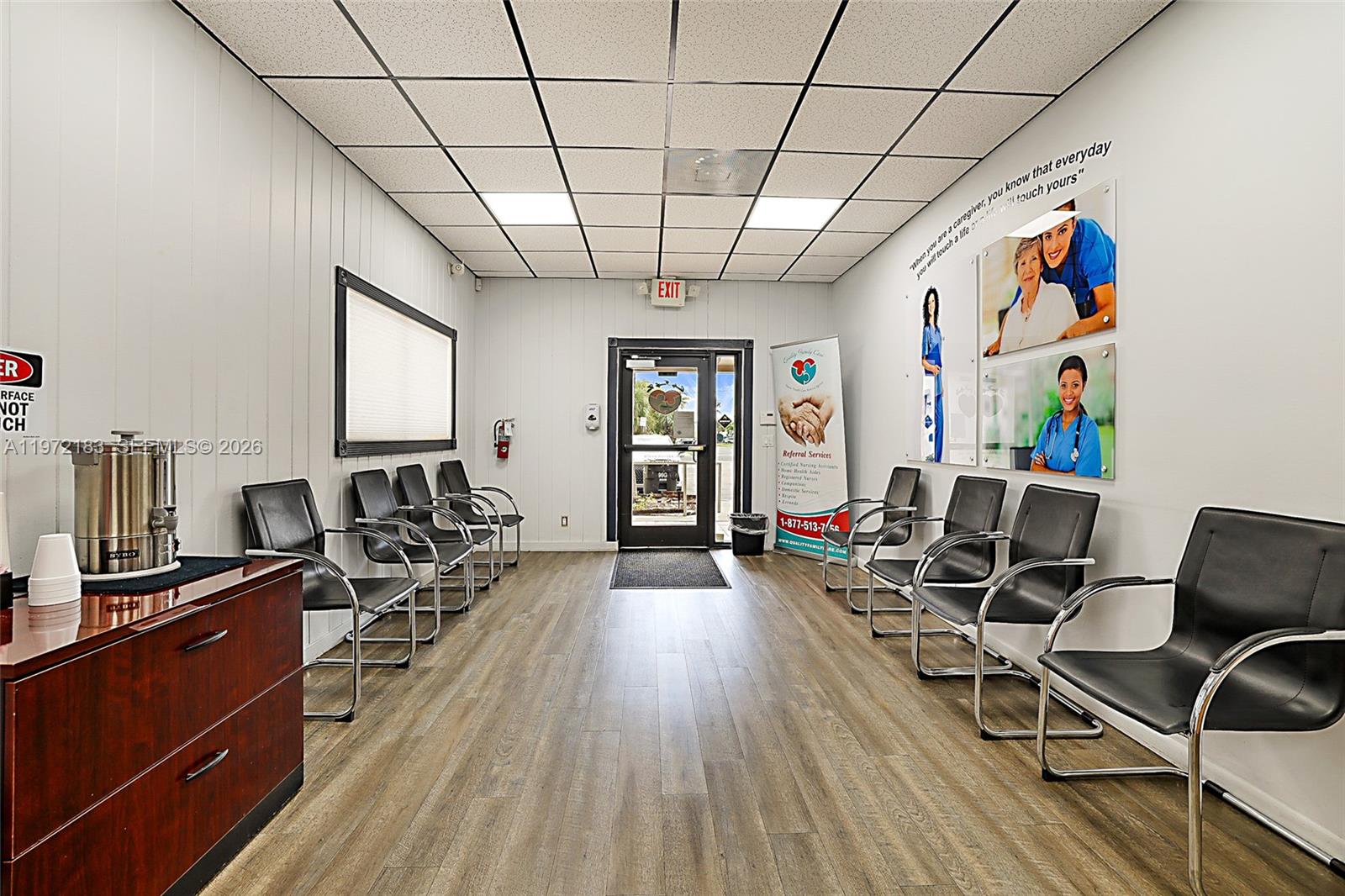   /   sq. ft. $ 2026-02-25 0 foto