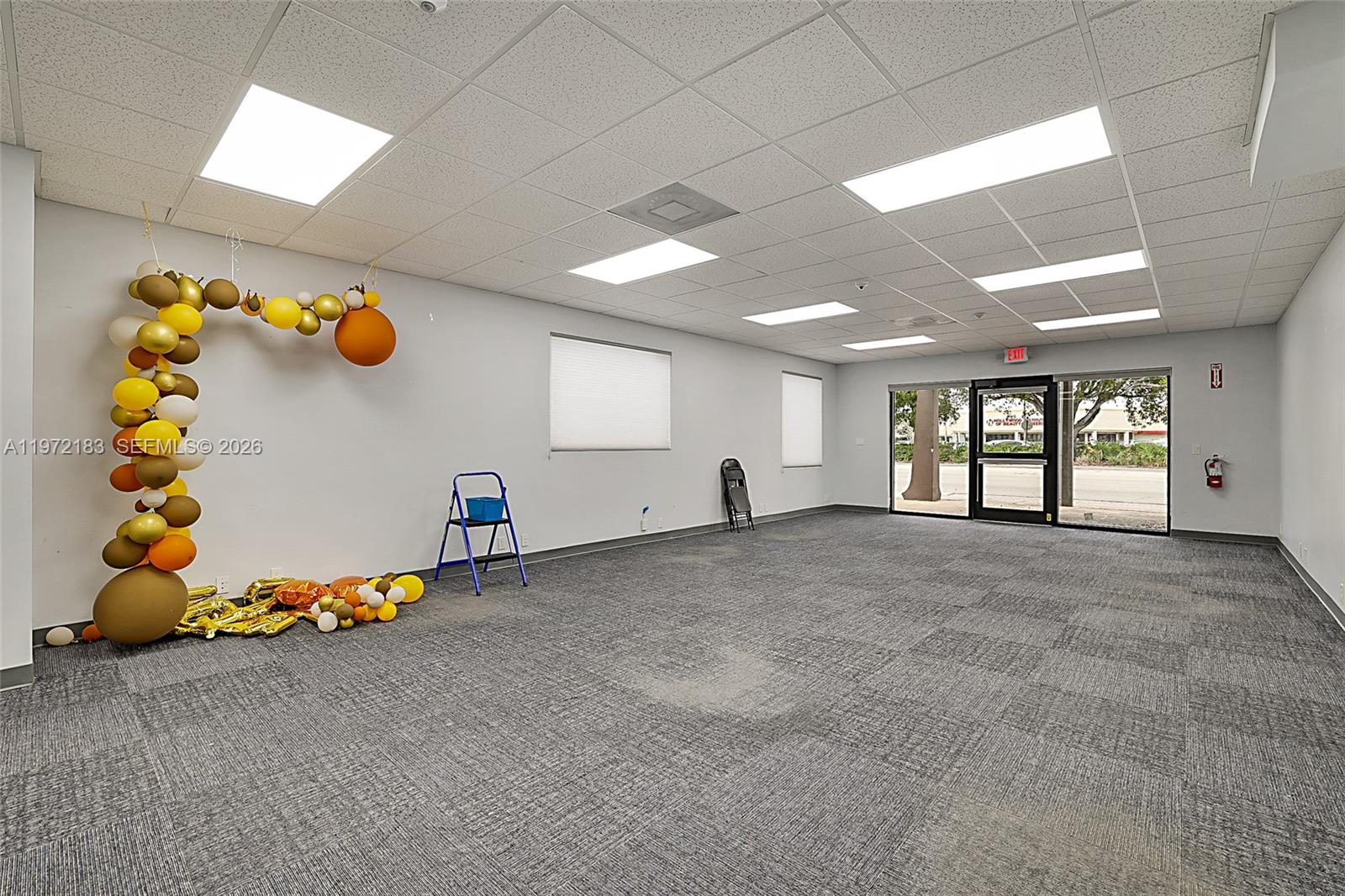   /   sq. ft. $ 2026-02-25 0 foto