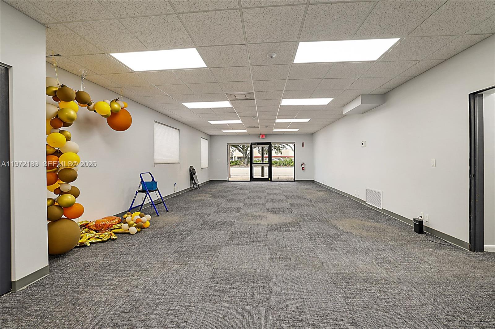   /   sq. ft. $ 2026-02-25 0 foto