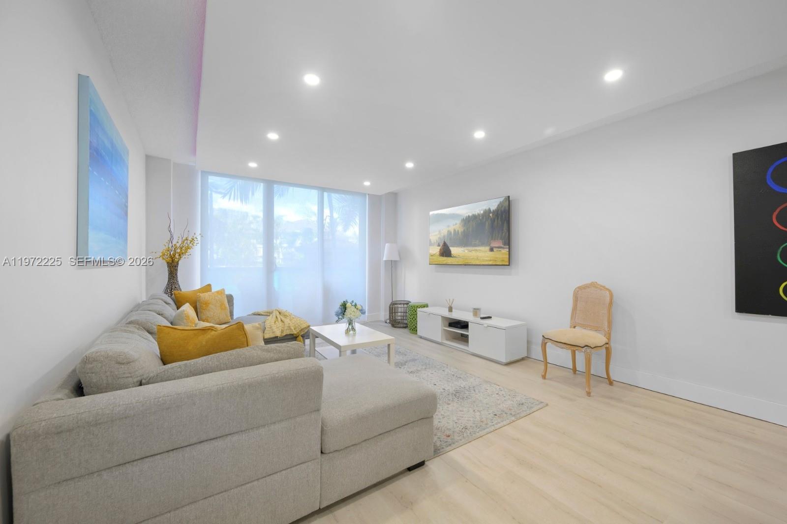 Photo of 19370 Collins Ave #124, Sunny Isles Beach, Florida, 33160 -