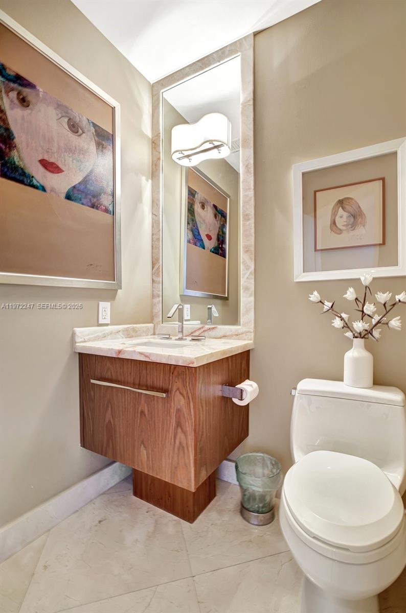 Photo of 21200 Point Pl #PH 2804, Aventura, Florida, 33180 -