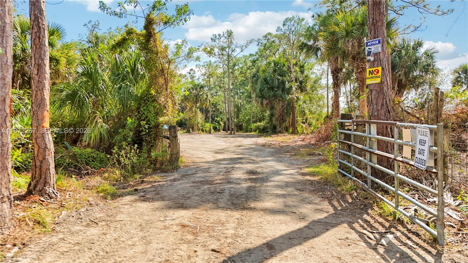   /   sq. ft. $ 2026-02-25 0 foto