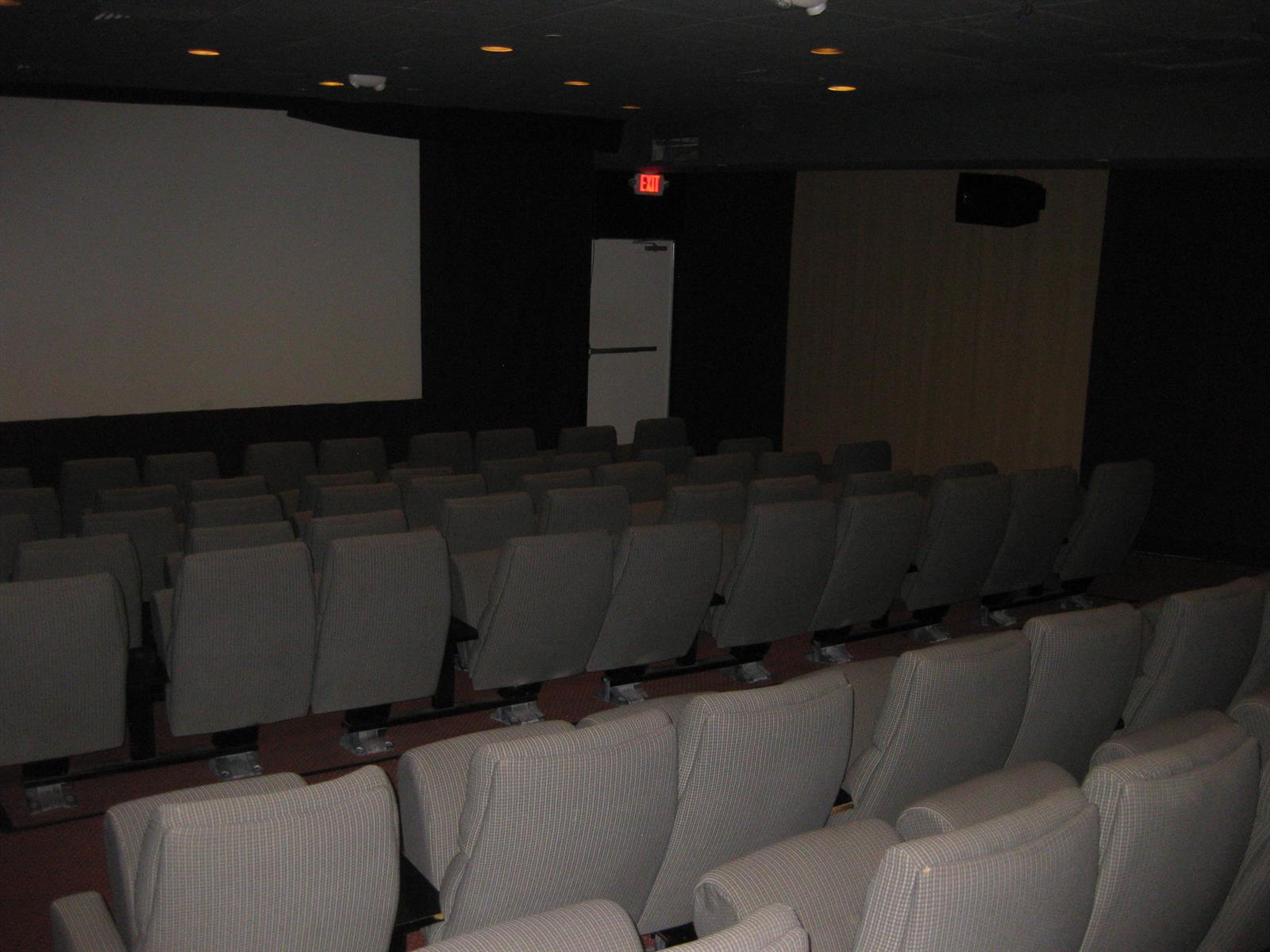 Photo of 20281 Country Club  #2008, Aventura, Florida, 33180 - Building Movie Theater