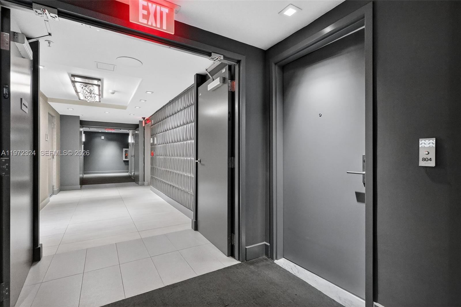 Подробнее 4-804 3 / 3 1541 кв.футов $ 2026-02-25 0 Фото