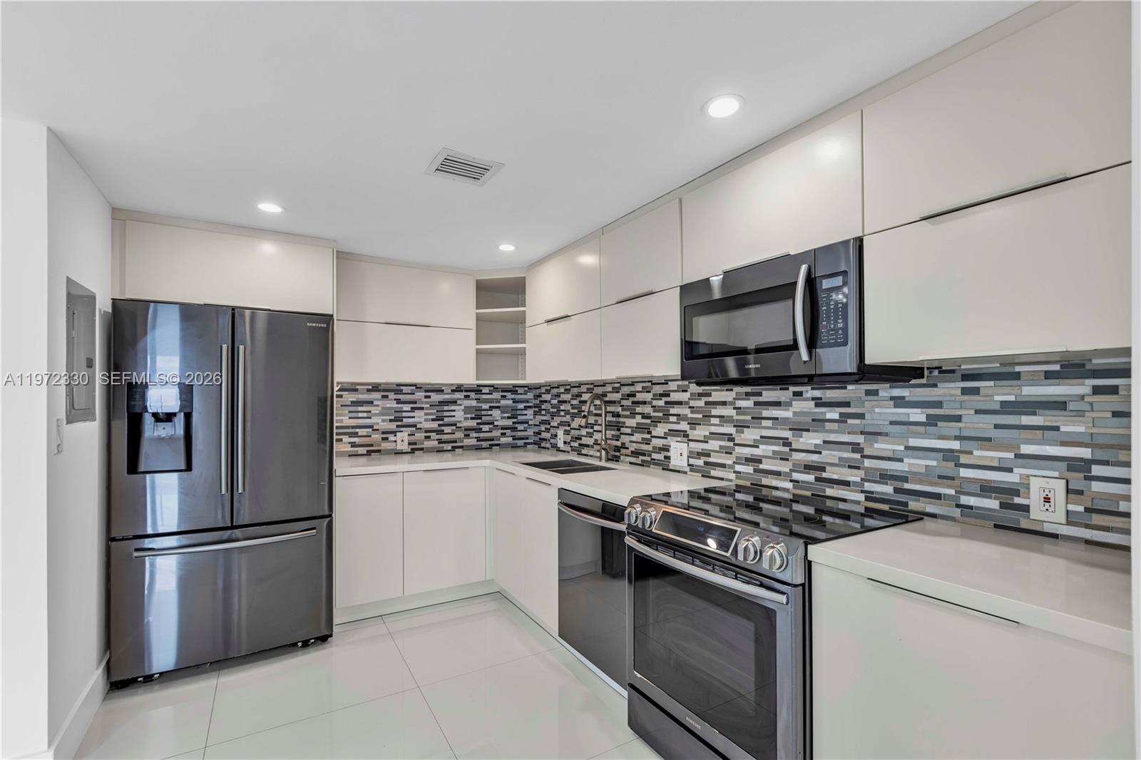 508 2 / 2 1357 кв.футов $ 2026-02-25 0 Фото