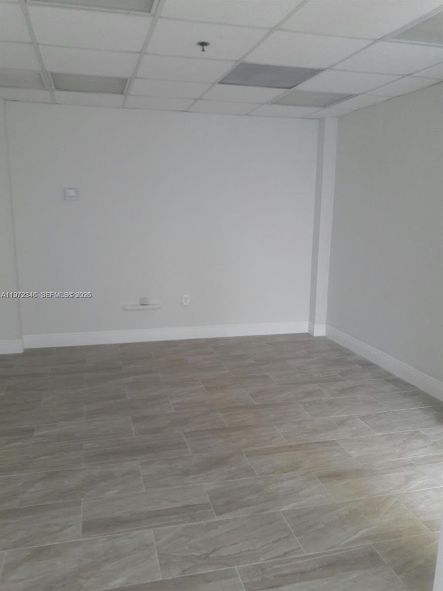 15  /   sq. ft. $ 2026-02-25 0 Photo