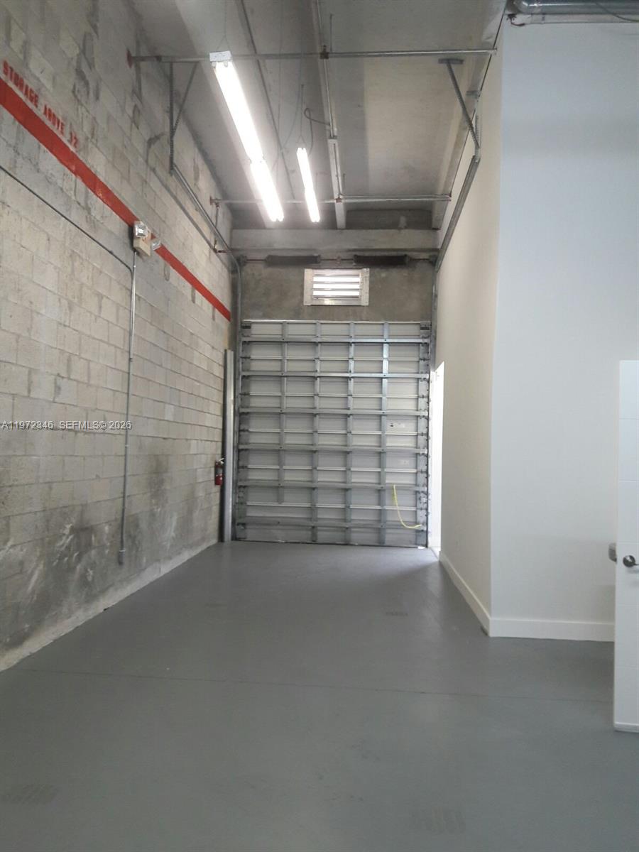 15  /   sq. ft. $ 2026-02-25 0 foto