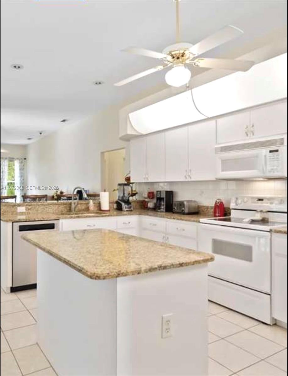 Ver detalles 13448 3 / 3 sq. ft. $ 2026-02-25 0 foto