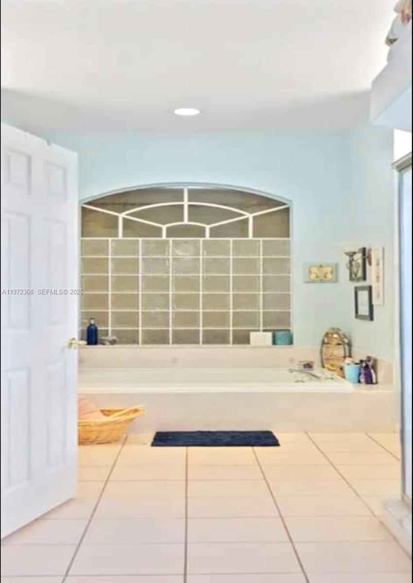 Ver detalles 13448 3 / 3 sq. ft. $ 2026-02-25 0 foto
