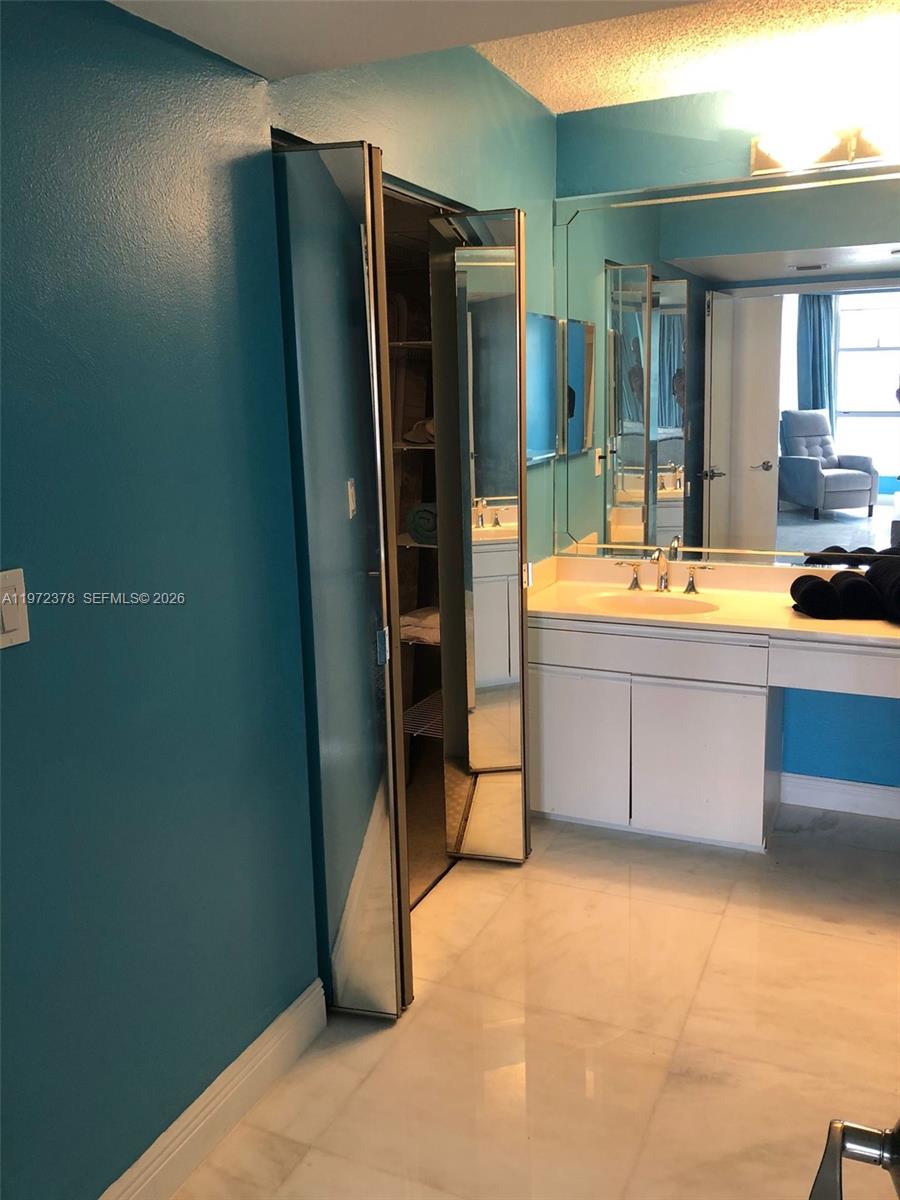 Photo of 3600 Mystic Pointe Dr #815, Aventura, Florida, 33180 -