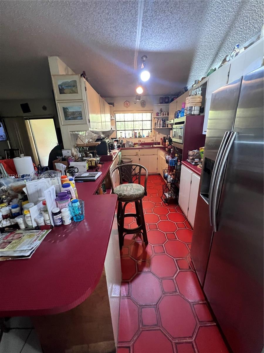   /  3687 кв.футов $ 2026-04-14 0 Фото