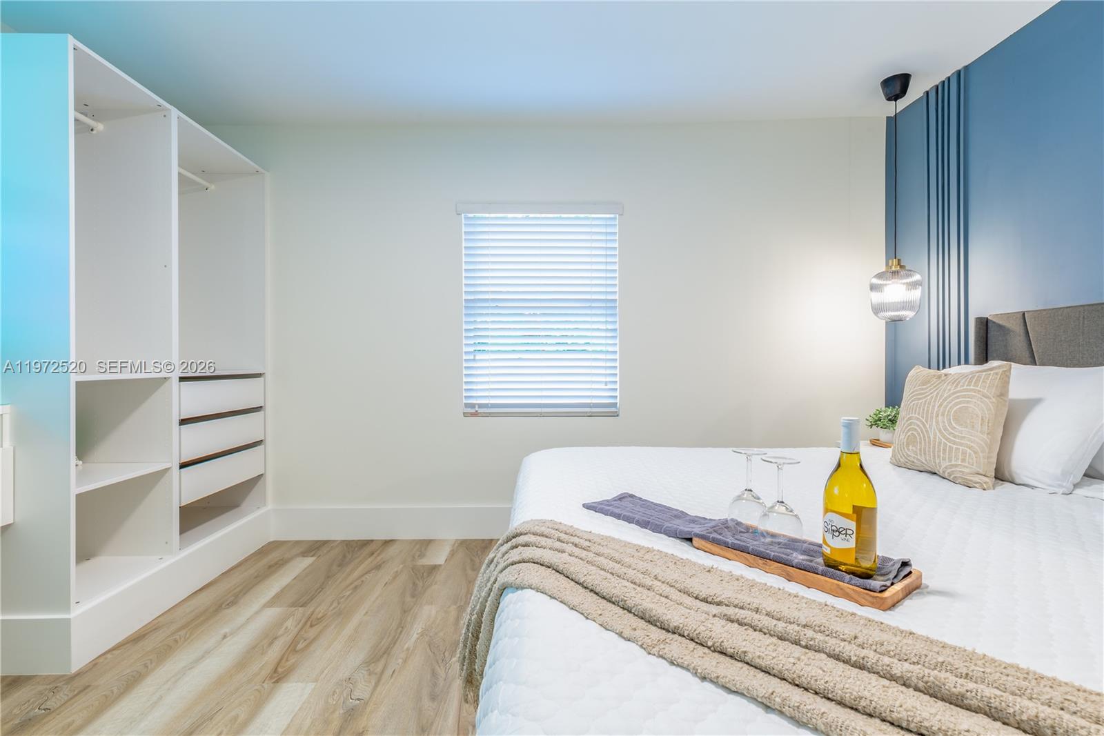   /  1058 кв.футов $ 2026-02-26 0 Фото