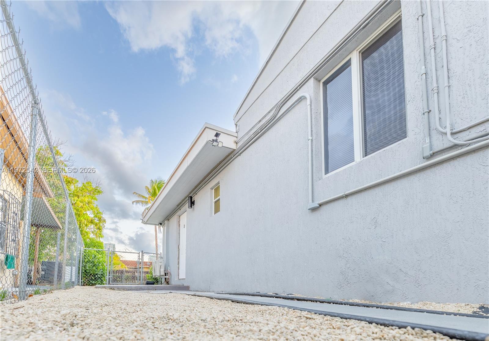   /  2332 кв.футов $ 2026-02-26 0 Фото