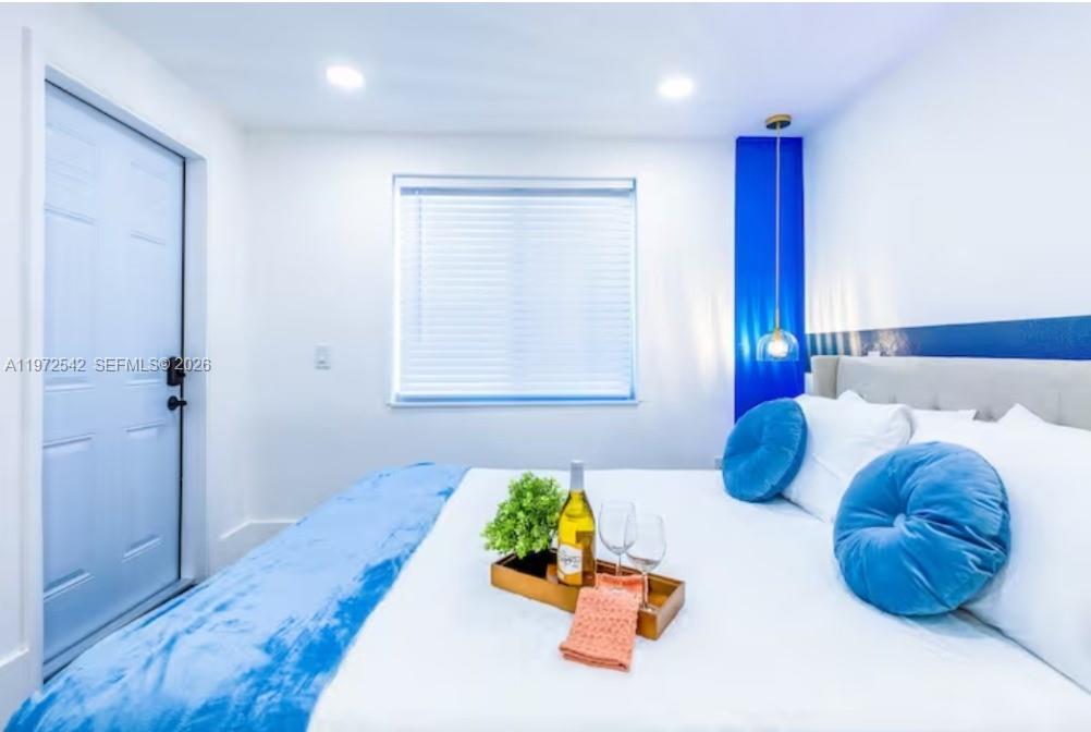   /  2332 кв.футов $ 2026-02-26 0 Фото