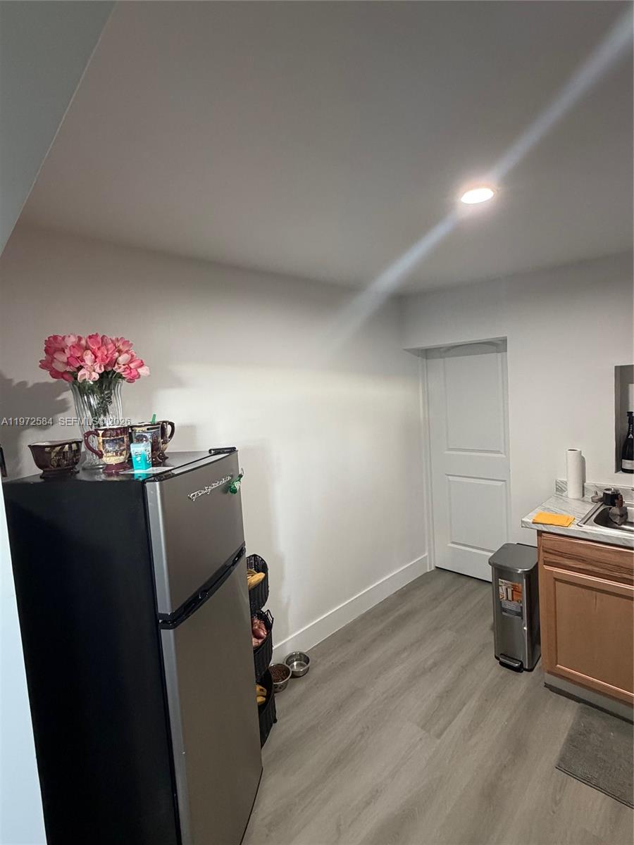   /  1982 кв.футов $ 2026-02-26 0 Фото