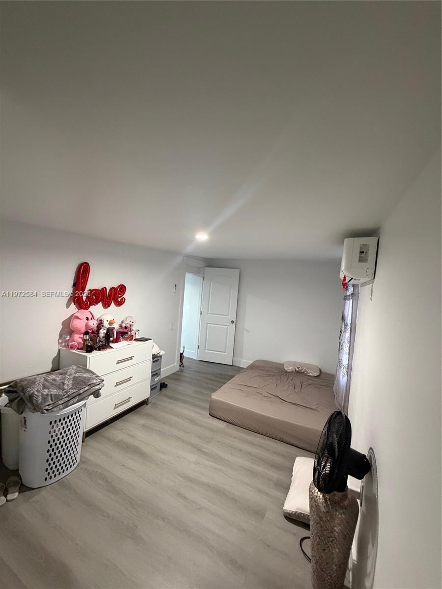   /  1982 кв.футов $ 2026-02-26 0 Фото