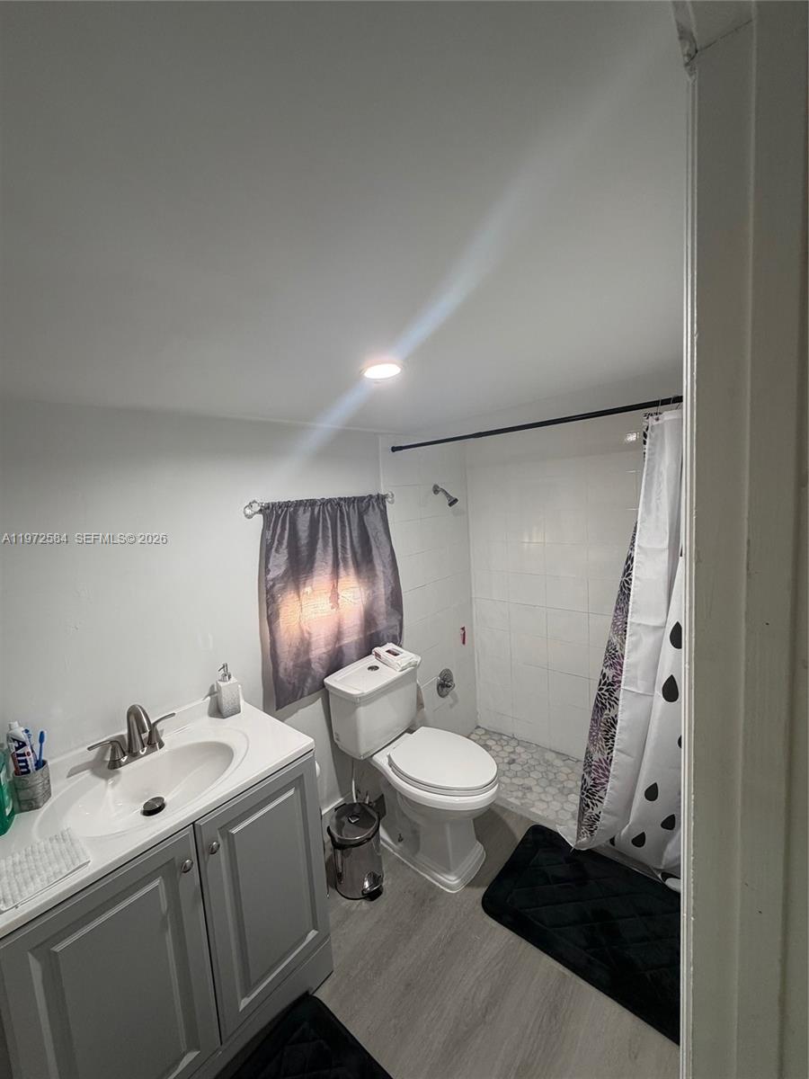   /  1982 кв.футов $ 2026-02-26 0 Фото