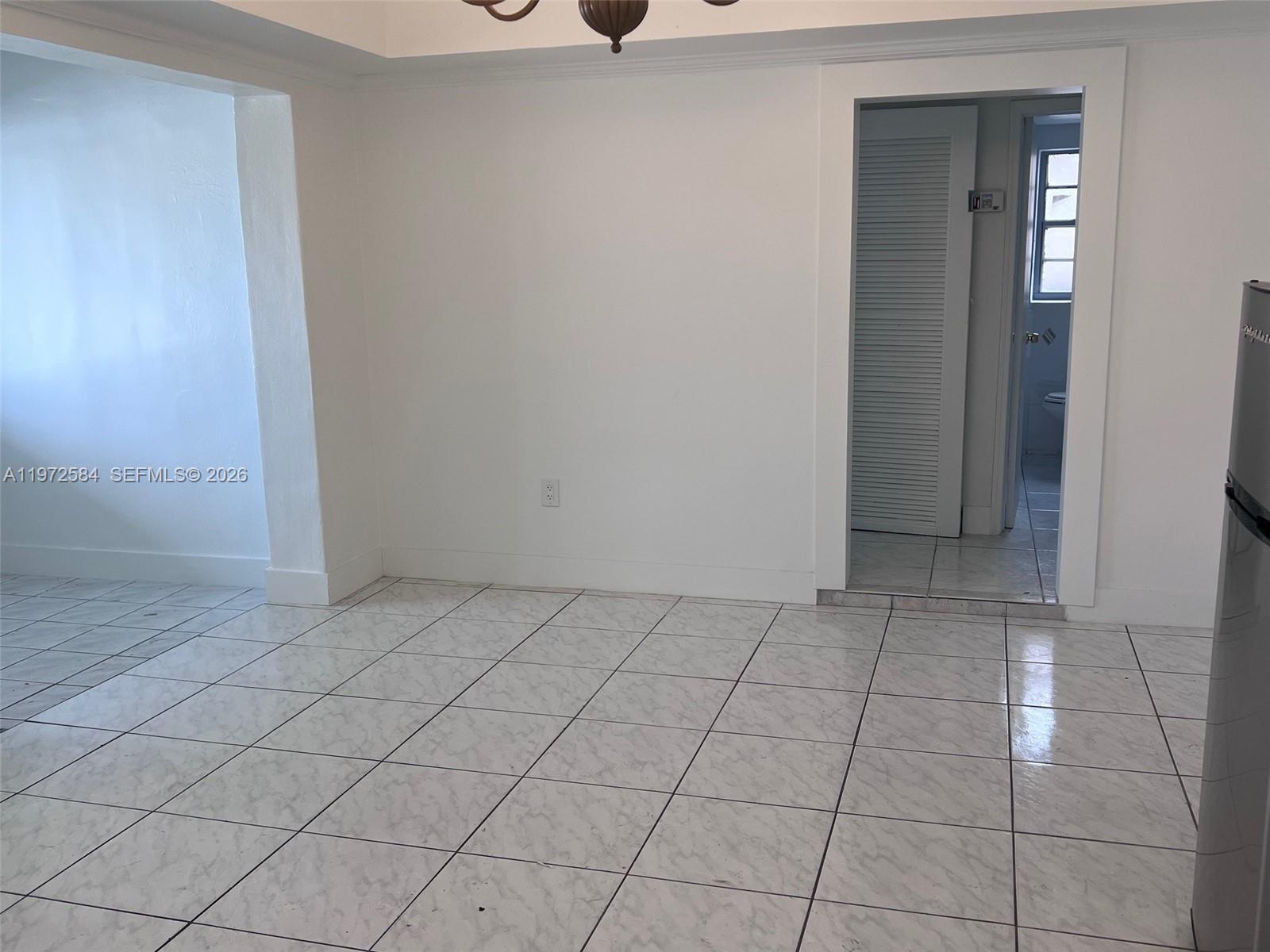   /  1982 кв.футов $ 2026-02-26 0 Фото