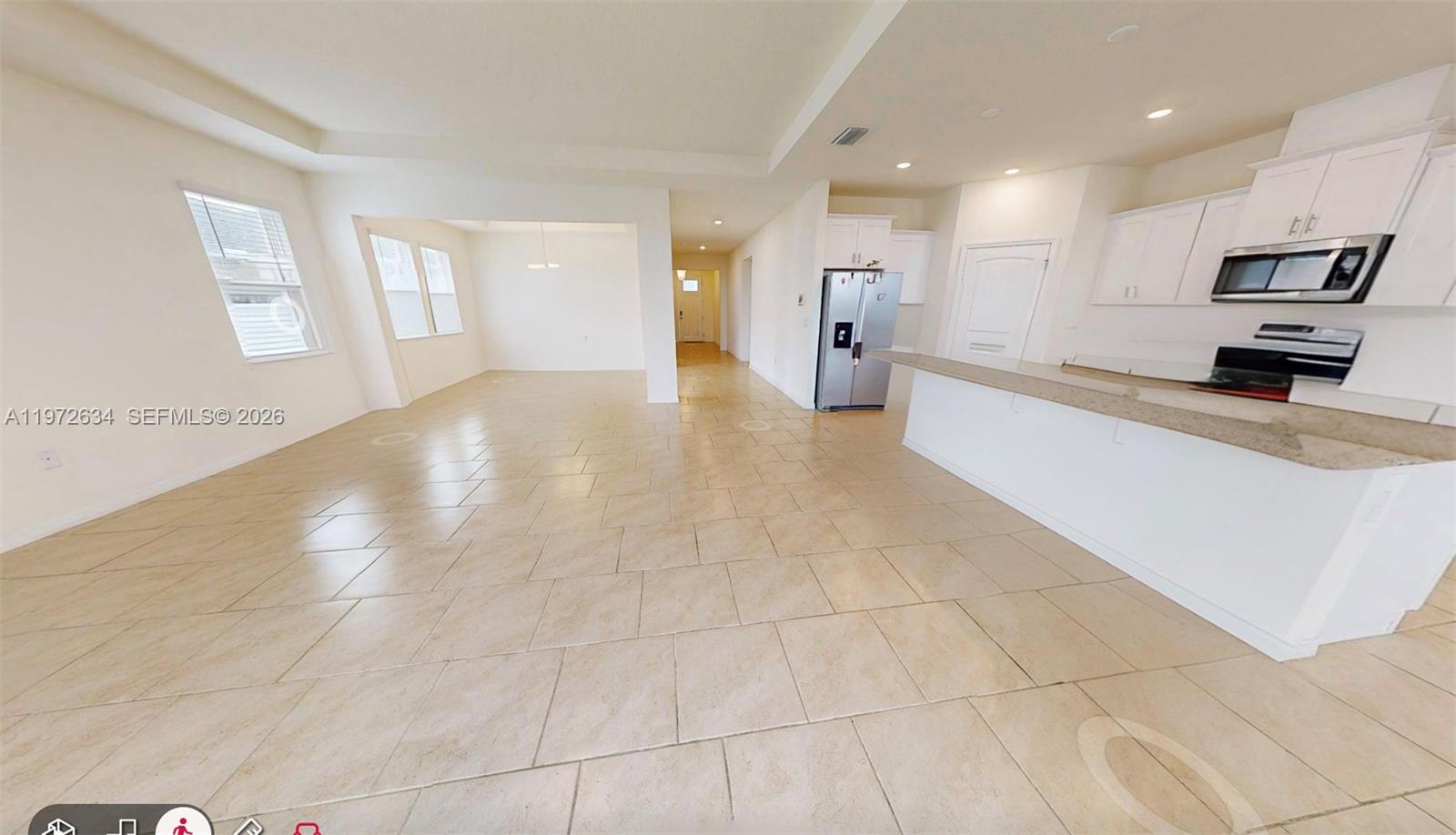 Ver detalles 1817 4 / 4 2852 sq. ft. $ 2026-02-26 0 foto