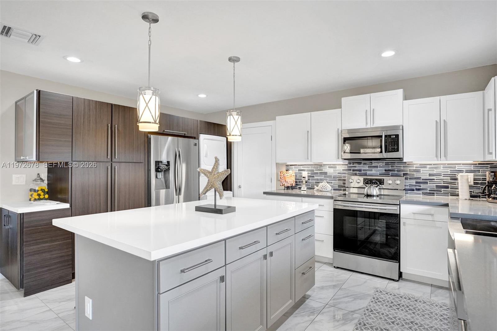   /  3569 sq. ft. $ 2026-02-26 0 Photo