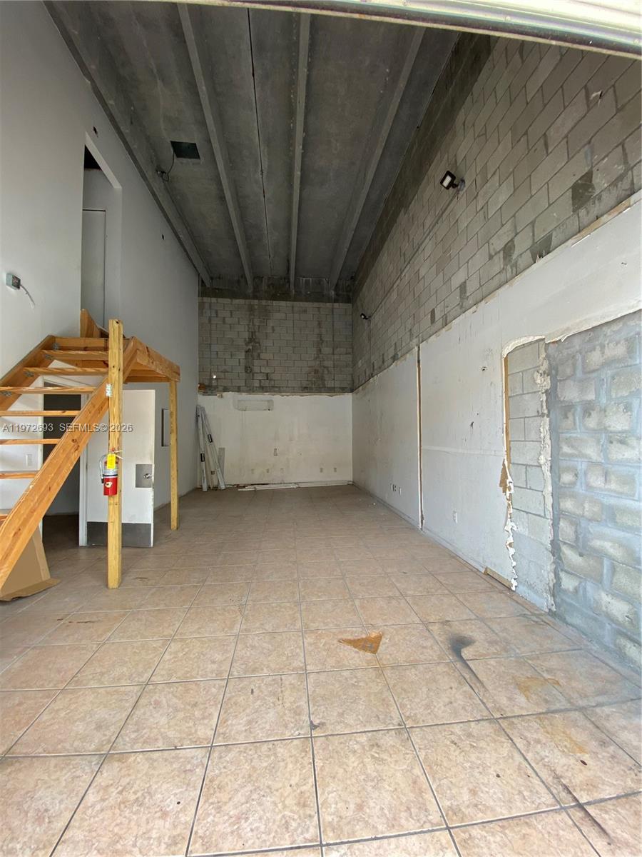 5-C  /   кв.футов $ 2026-02-26 0 Фото