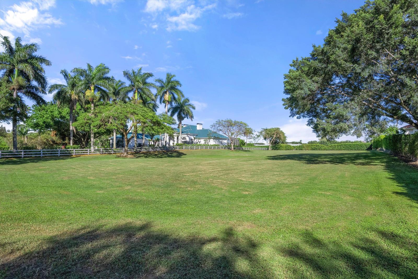   / 0  sq. ft. $ 2026-06-15 0 foto