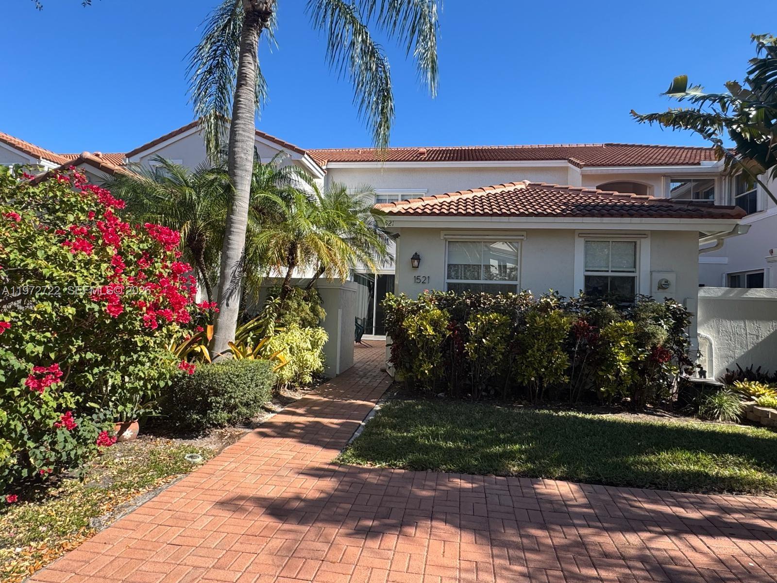 Photo of 1521 Seagrape Way  (1521), Hollywood, Florida, 33019 - 