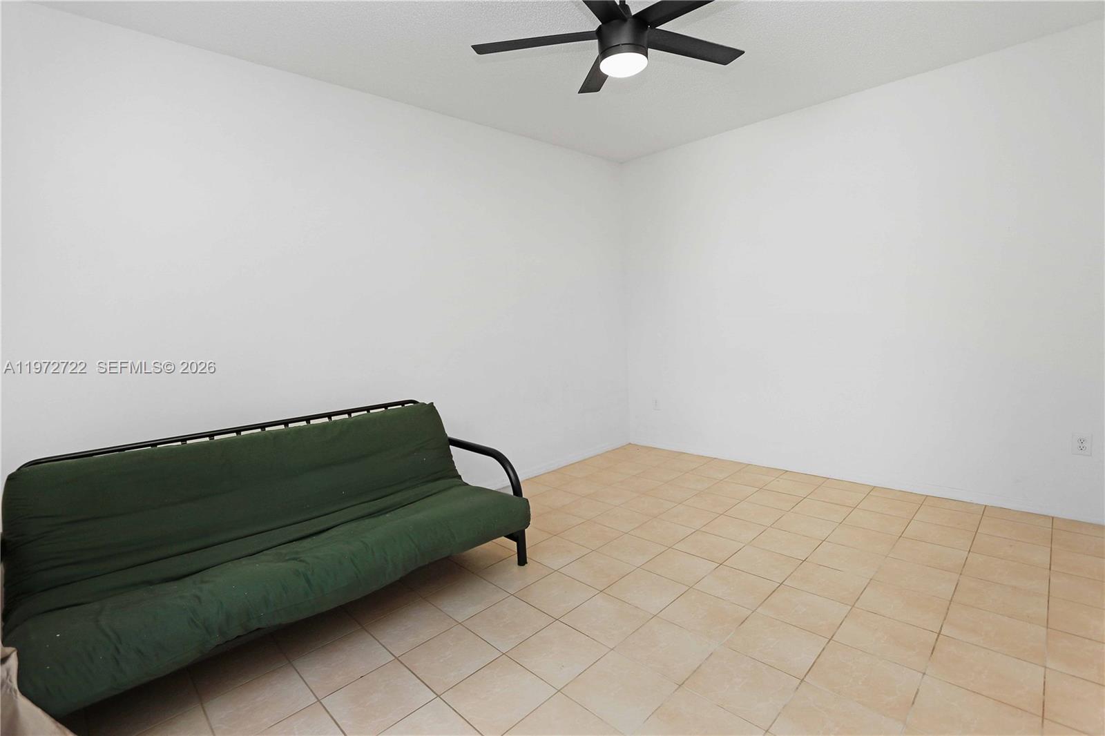 Photo of 1521 Seagrape Way  (1521), Hollywood, Florida, 33019 - 