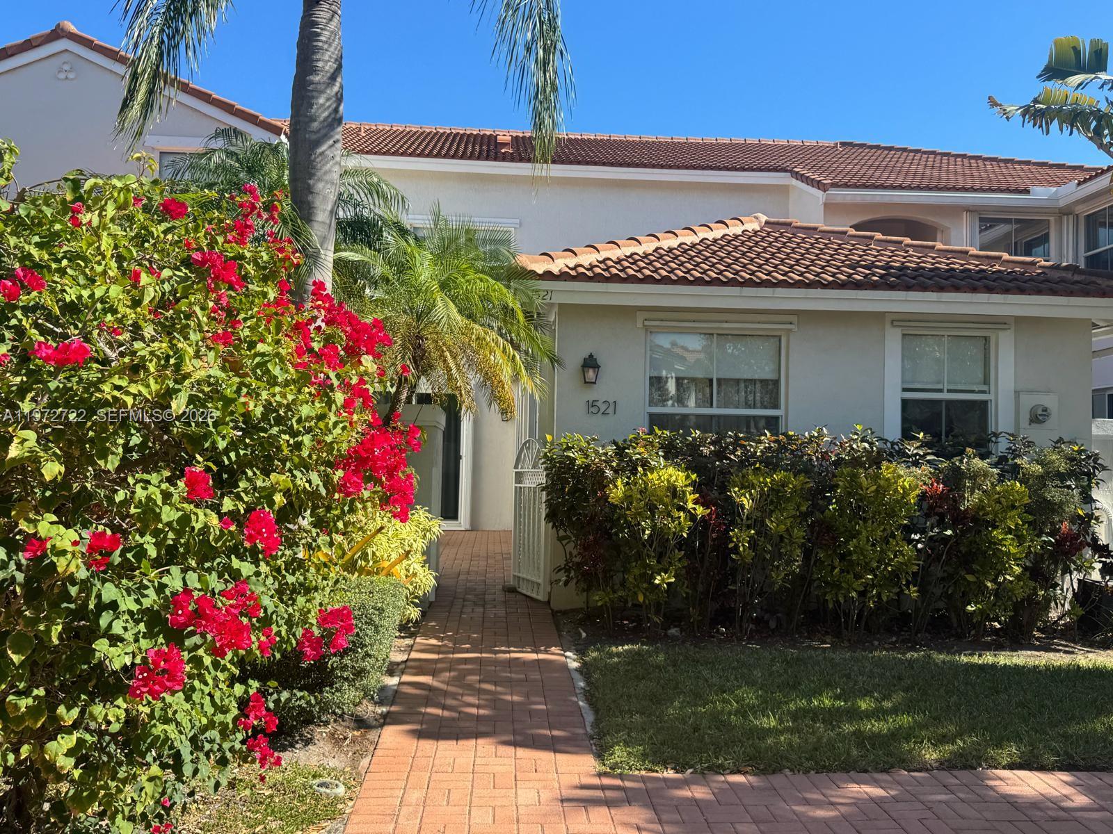 Photo of 1521 Seagrape Way  (1521), Hollywood, Florida, 33019 - 