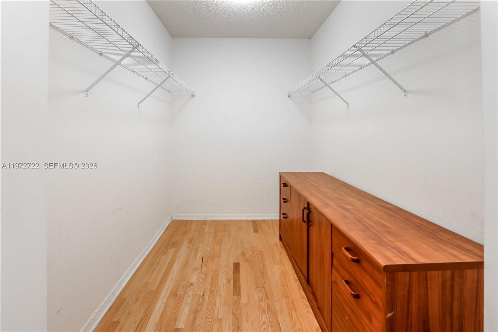 Photo of 1521 Seagrape Way  (1521), Hollywood, Florida, 33019 - 