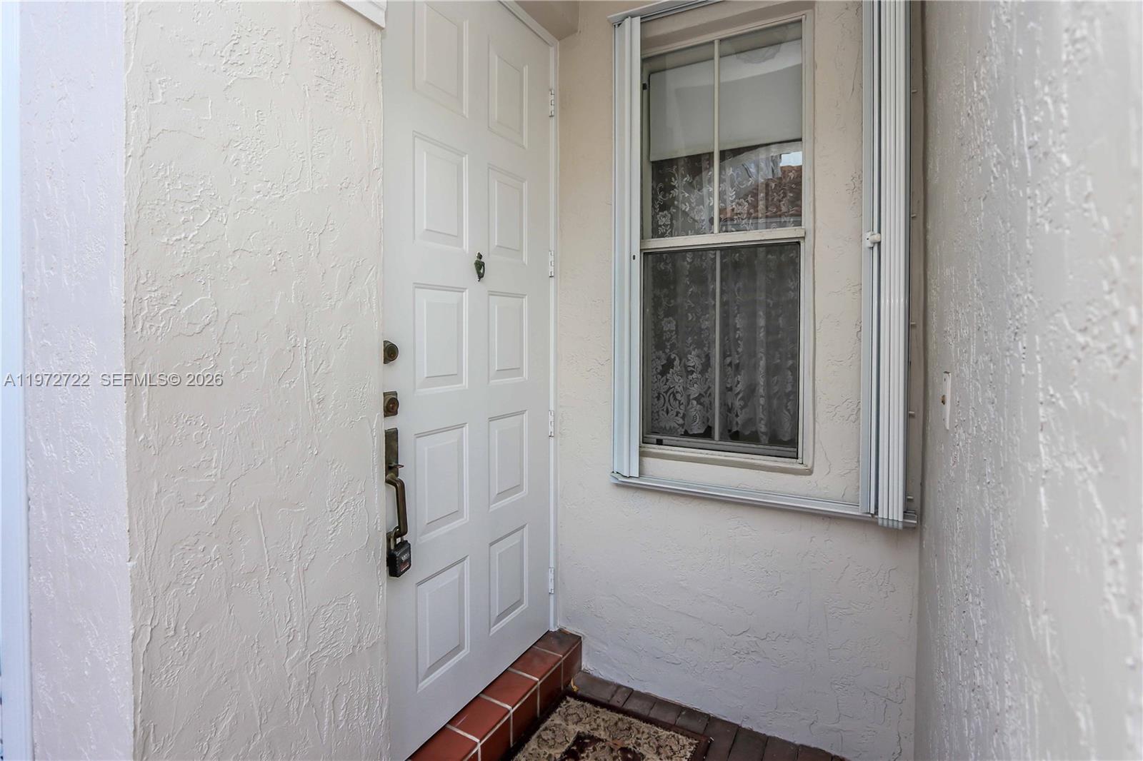 Photo of 1521 Seagrape Way  (1521), Hollywood, Florida, 33019 - 