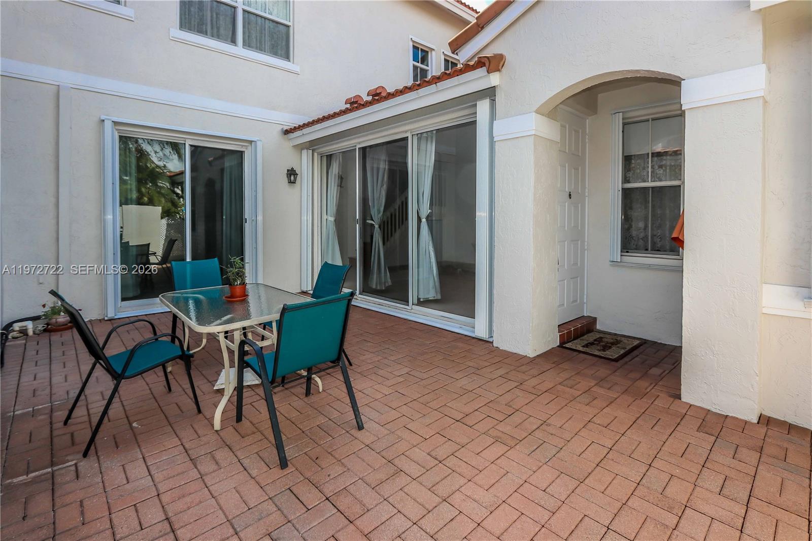 Photo of 1521 Seagrape Way  (1521), Hollywood, Florida, 33019 - 