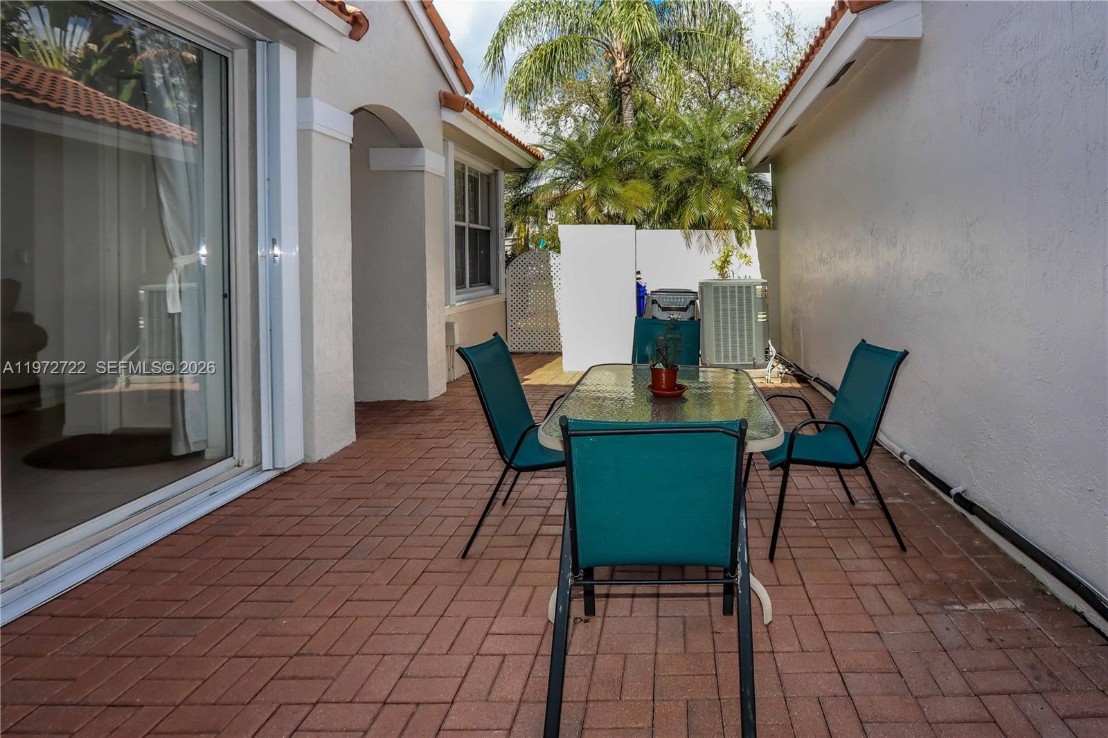 Photo of 1521 Seagrape Way  (1521), Hollywood, Florida, 33019 - 