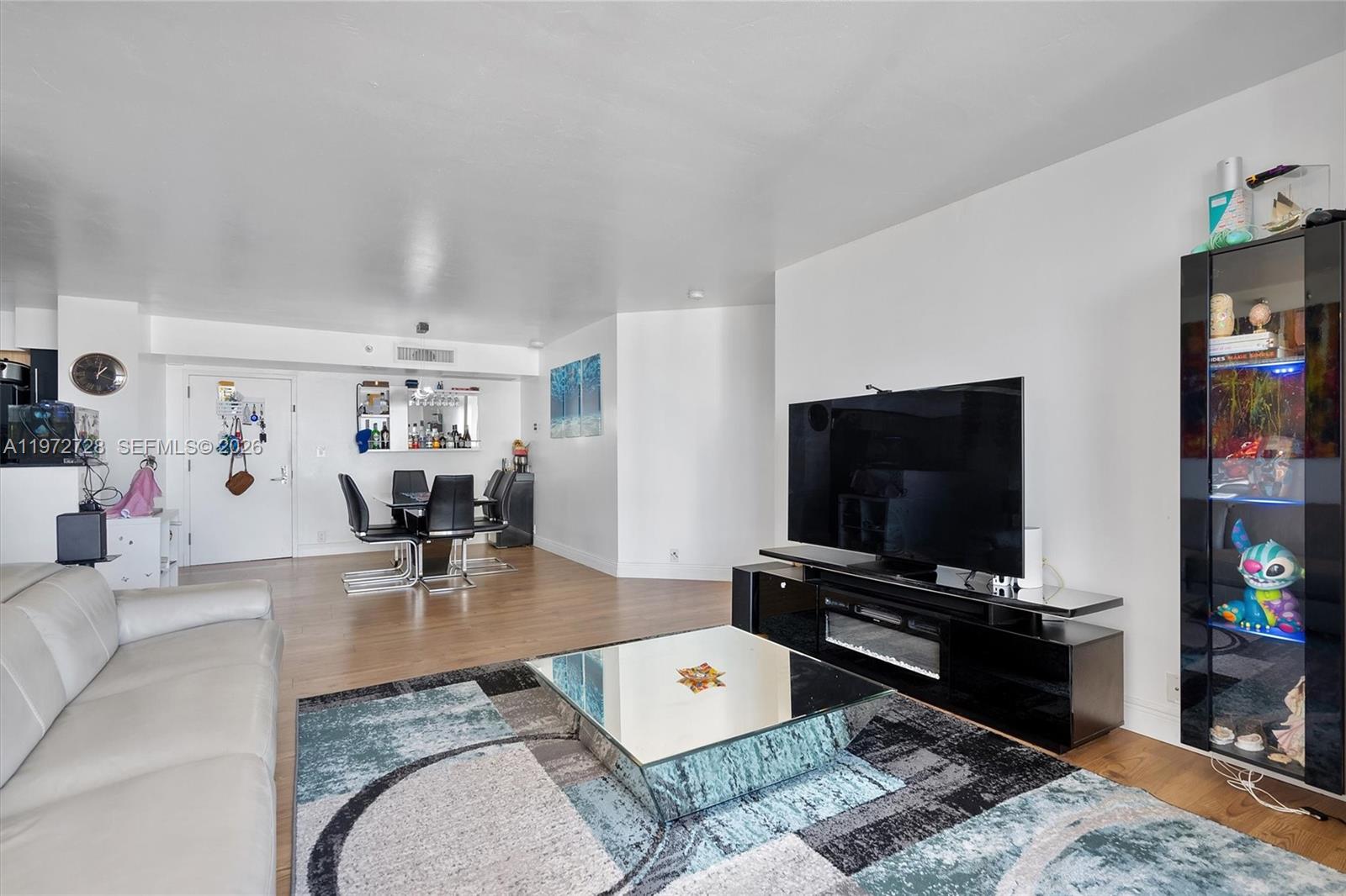 Photo of 3530 Mystic Pointe Dr #2907, Aventura, Florida, 33180 -