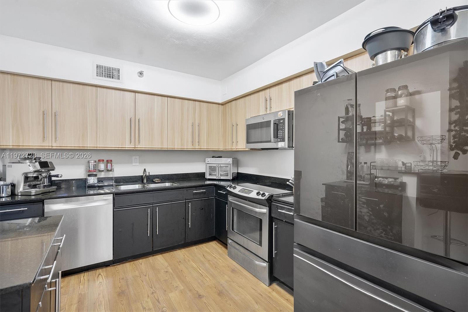 Photo of 3530 Mystic Pointe Dr #2907, Aventura, Florida, 33180 -