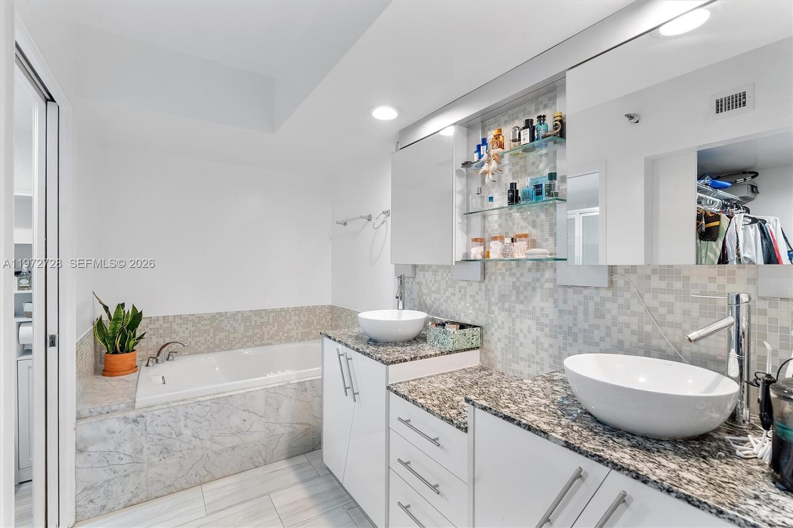 Photo of 3530 Mystic Pointe Dr #2907, Aventura, Florida, 33180 -