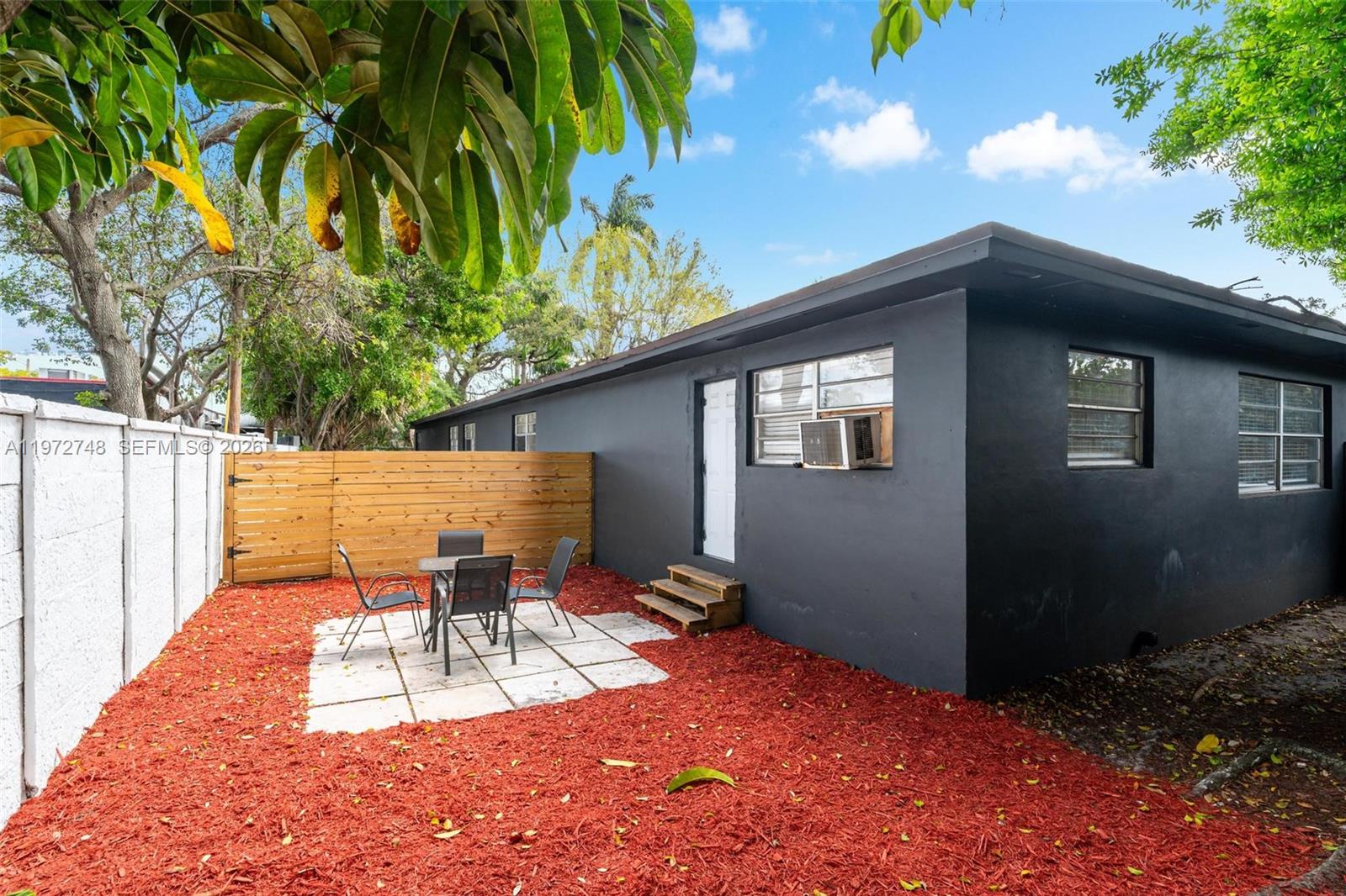 Ver detalles 1-8 / sq. ft. $ 2026-02-26 0 foto