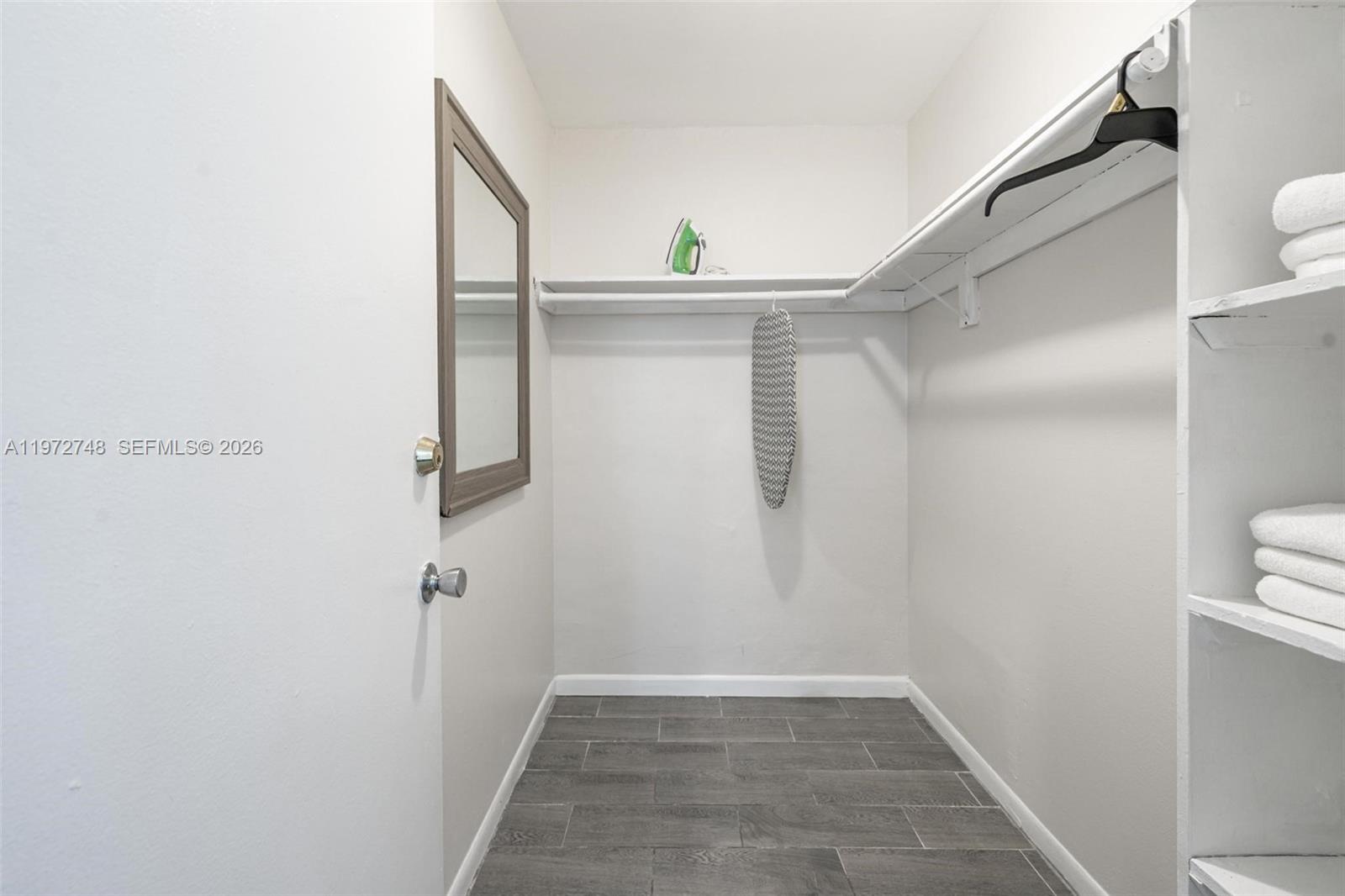 Ver detalles 1-8 / sq. ft. $ 2026-02-26 0 foto