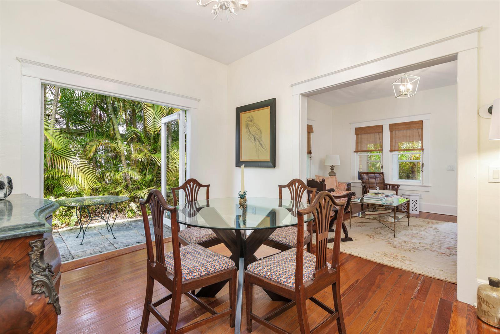  / 5 3004 sq. ft. $ 2026-06-01 0 foto