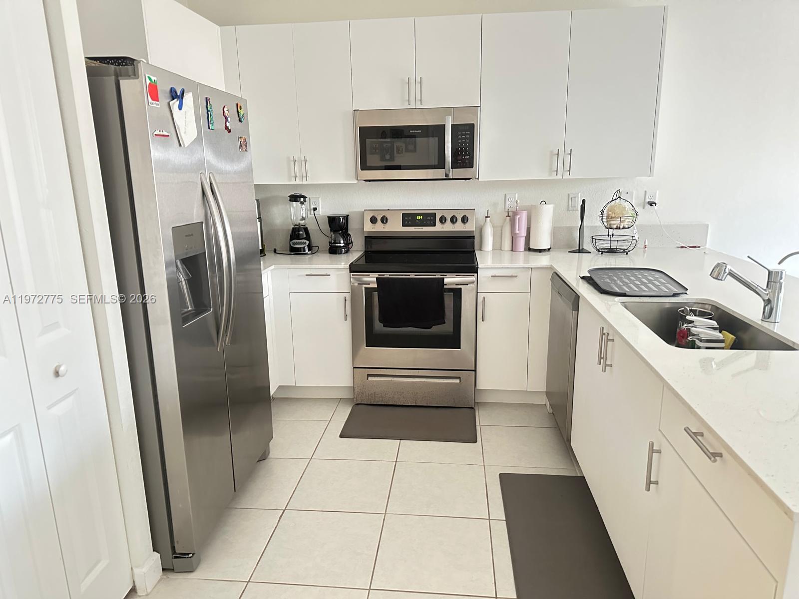 See details 23427 3 / 3 1545 sq. ft. $ 2026-07-13 0 Photo