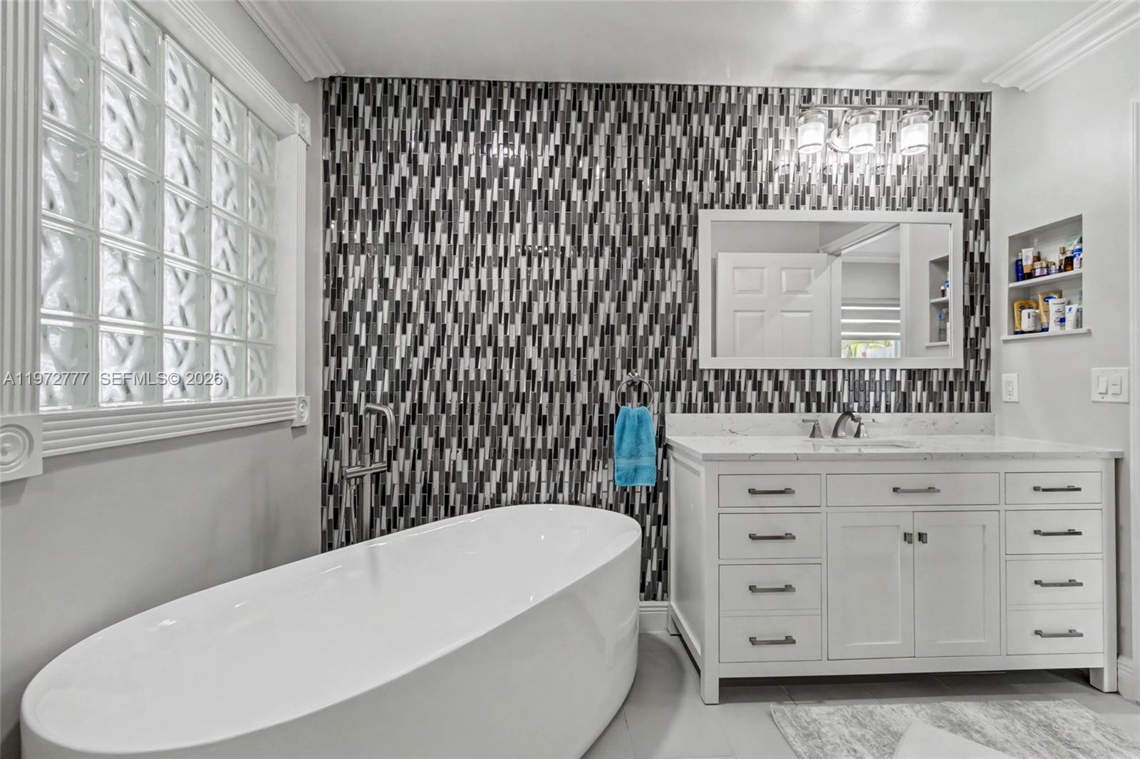 Photo of 1110 Lemonwood St (1110), Hollywood, Florida, 33019 -