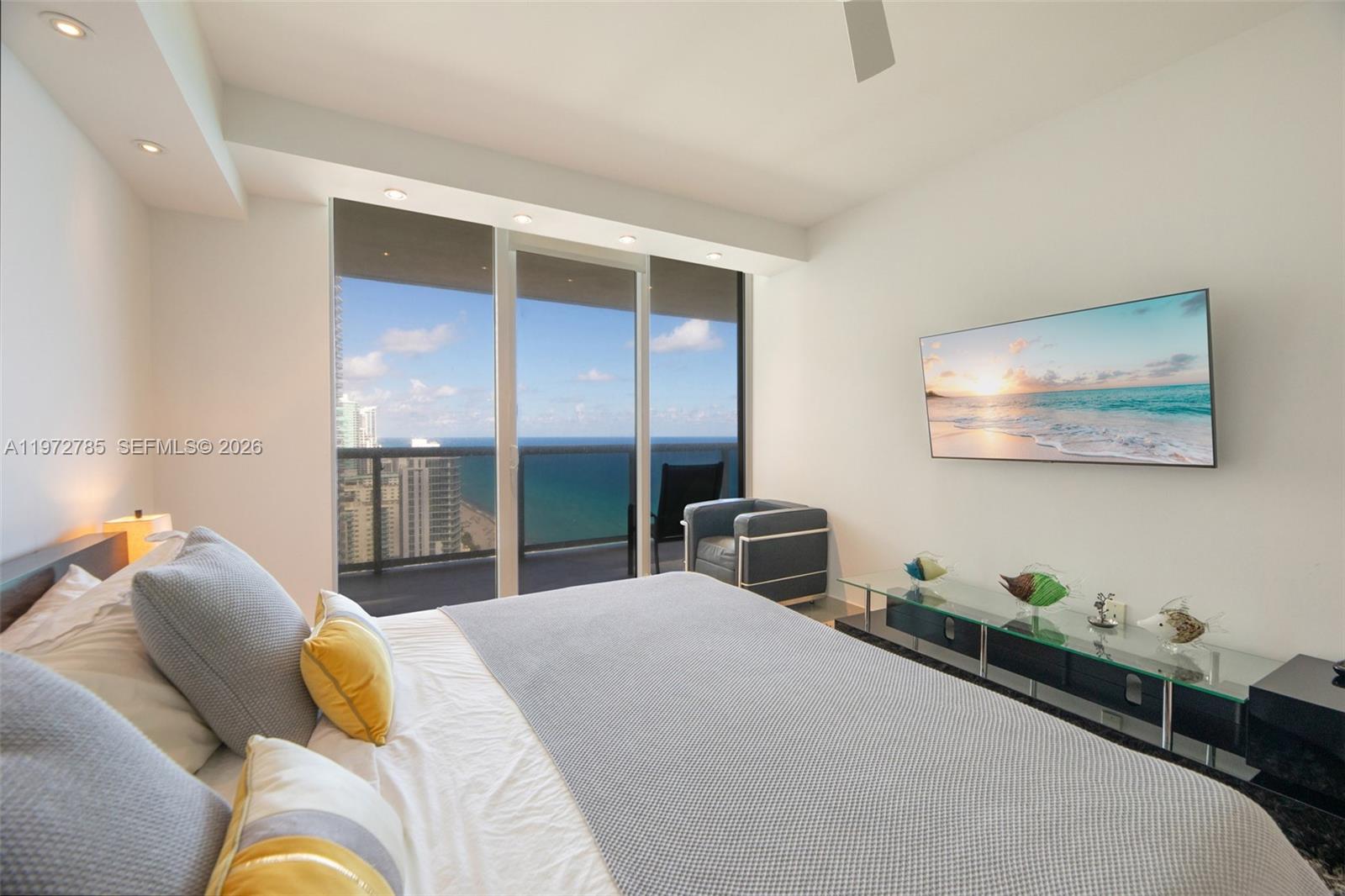 3011 3 / 2 1554 sq. ft. $ 2026-04-15 0 foto