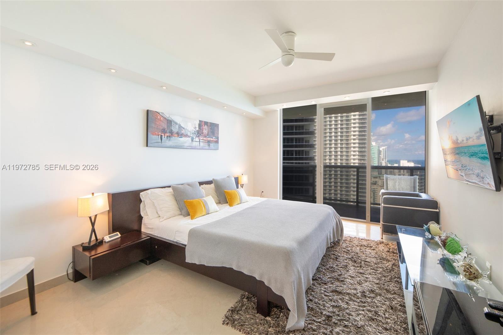3011 3 / 2 1554 sq. ft. $ 2026-04-15 0 foto