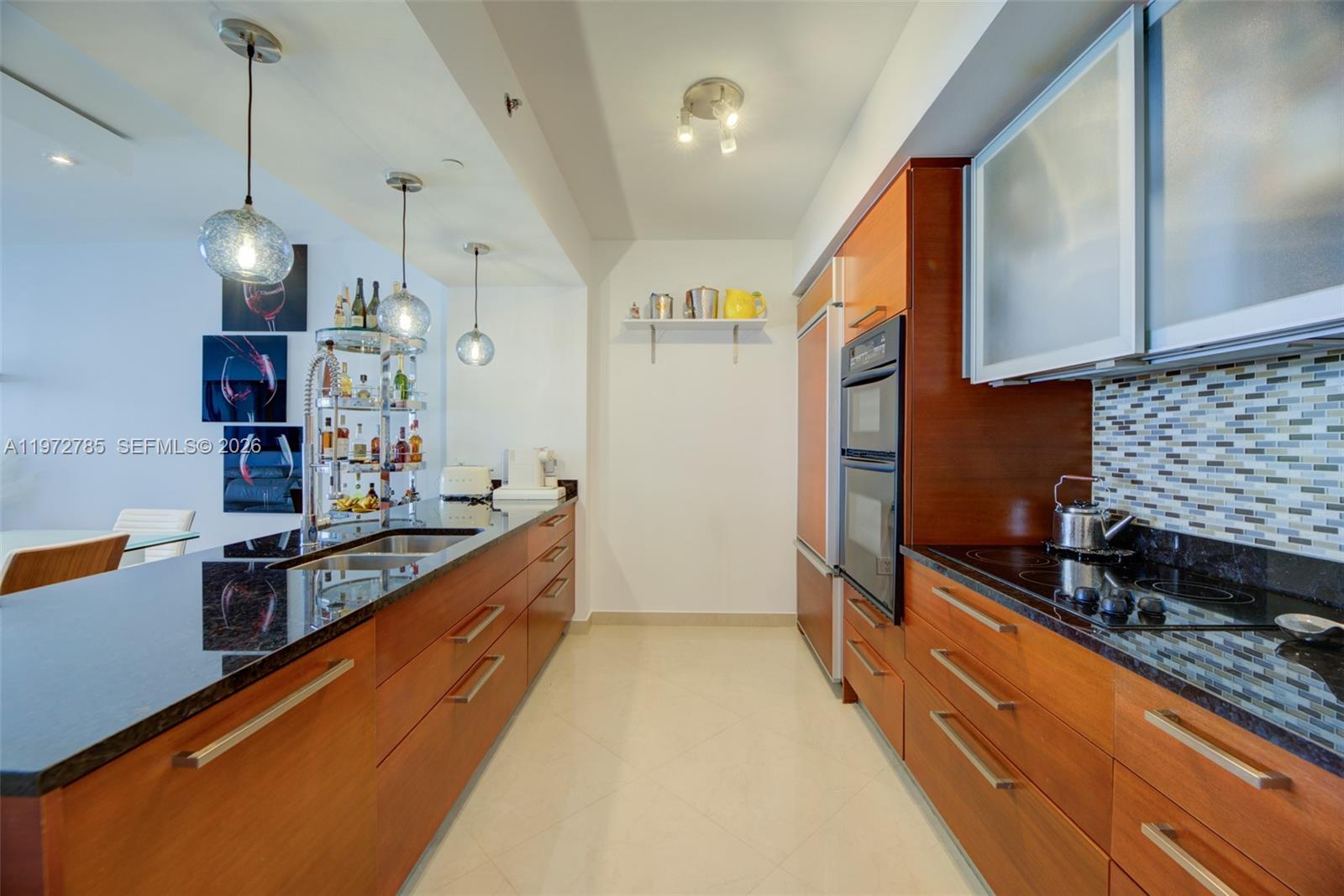 3011 3 / 2 1554 sq. ft. $ 2026-04-15 0 foto