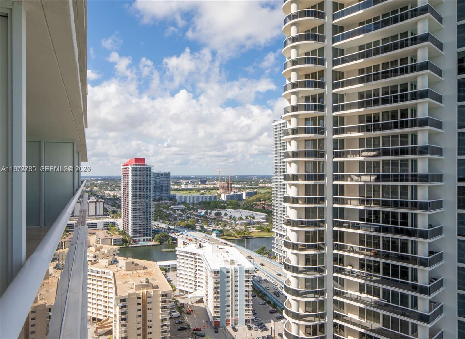 3011 3 / 2 1554 sq. ft. $ 2026-04-15 0 foto