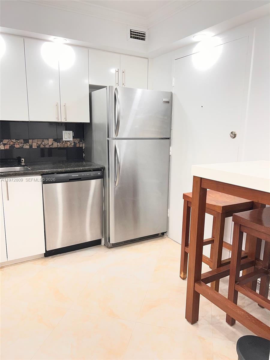 Photo of 3180 Ocean Dr  #1418, Hallandale Beach, Florida, 33009 - 