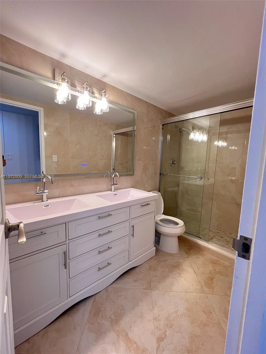 Photo of 3180 Ocean Dr  #1418, Hallandale Beach, Florida, 33009 - 